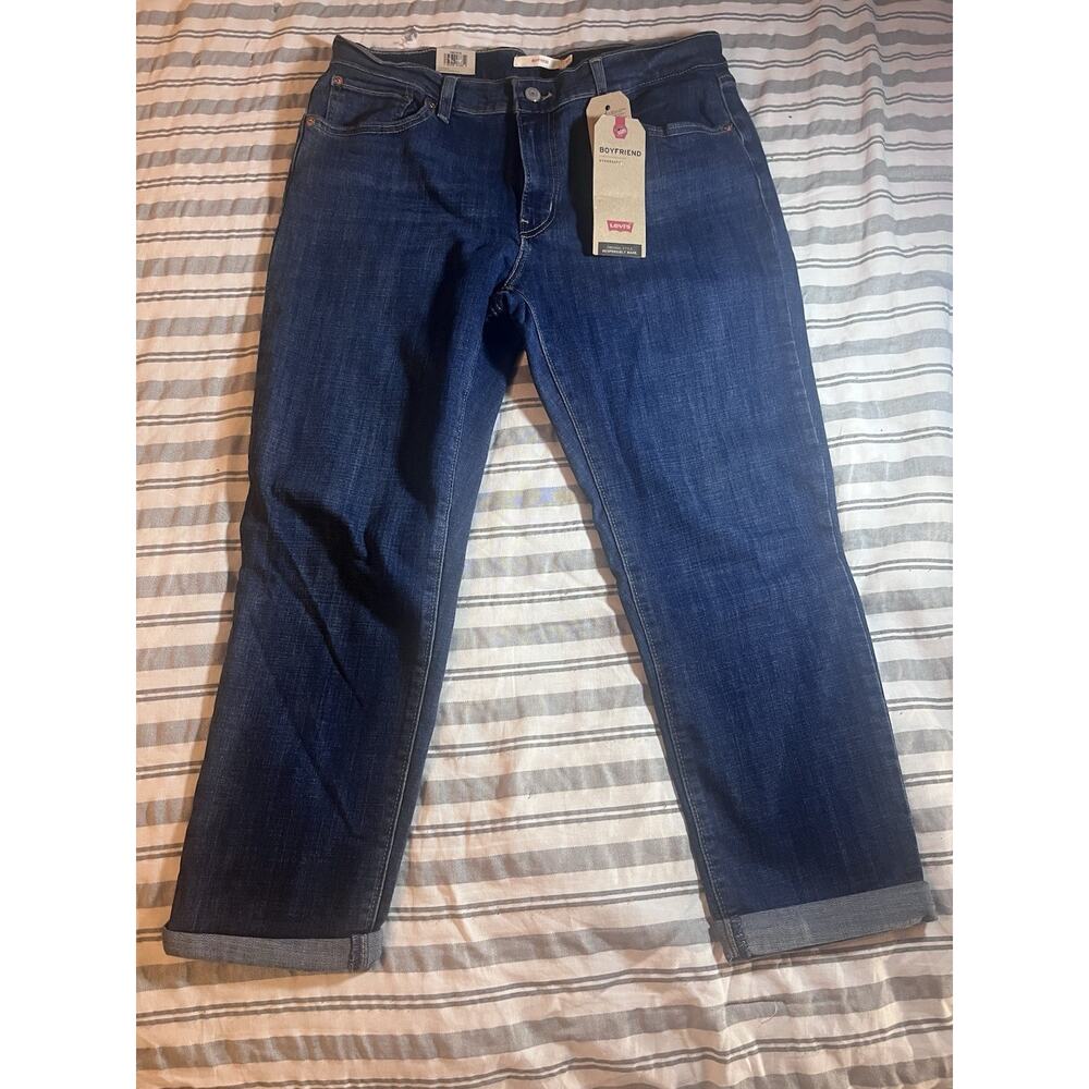 Women Levis Boyfriend Mid Rise Tapered Leg Medium Wash Jean Size 30 W30X L27 NWT